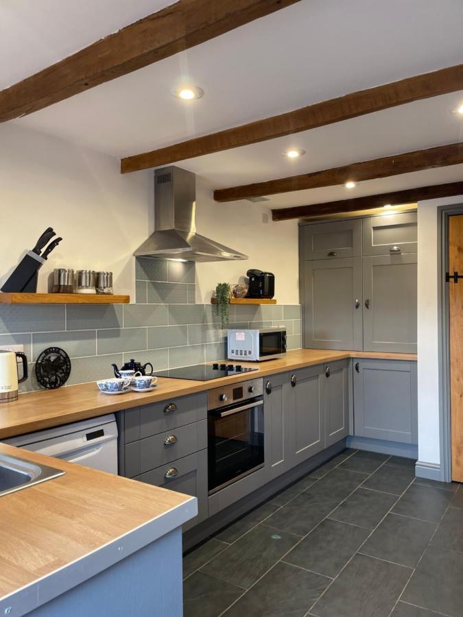 Cilhendre Holiday Cottages - The Dairy Swansea Exterior photo